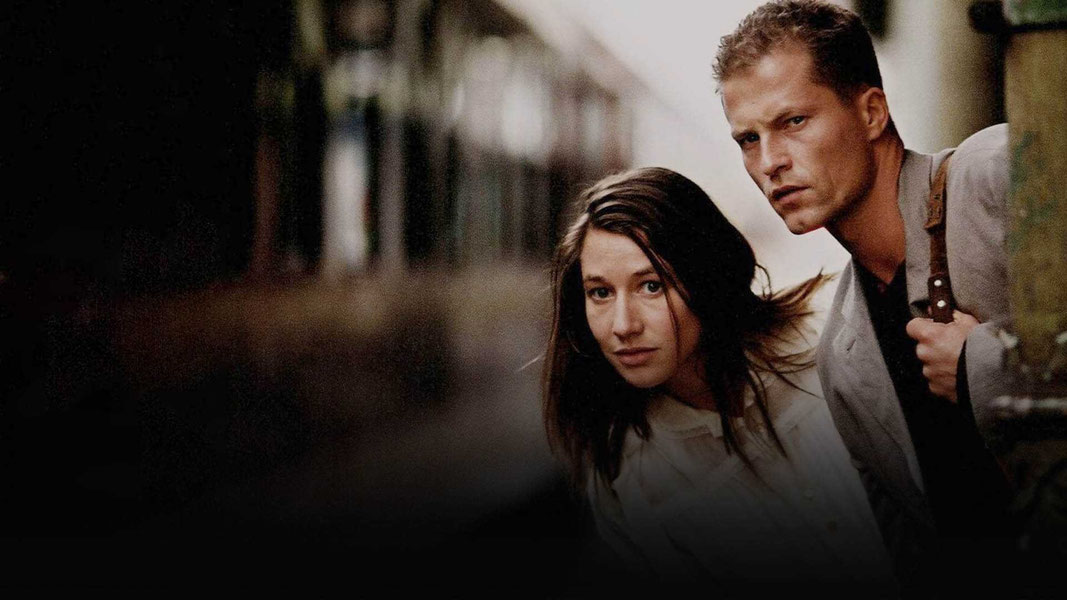 Босиком по мостовой