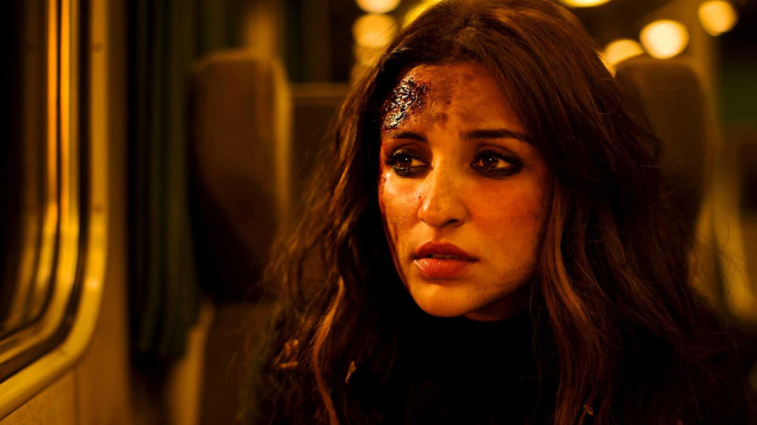 Мира, девушка в поезде