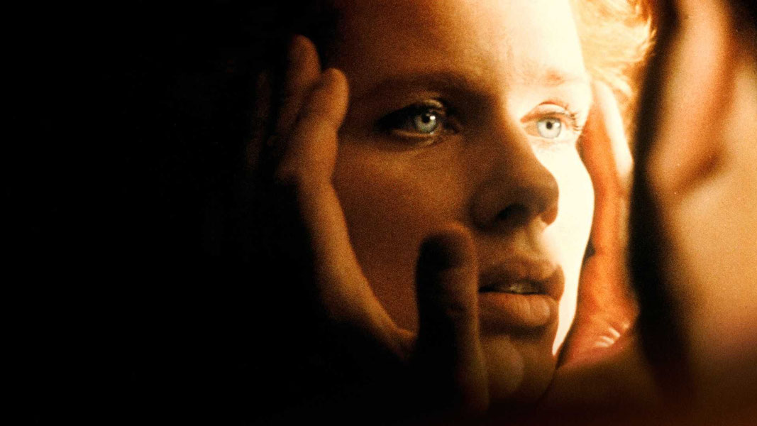 Шепоты и крики