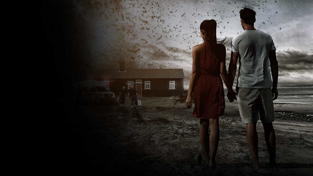 Шторм выходит на берег