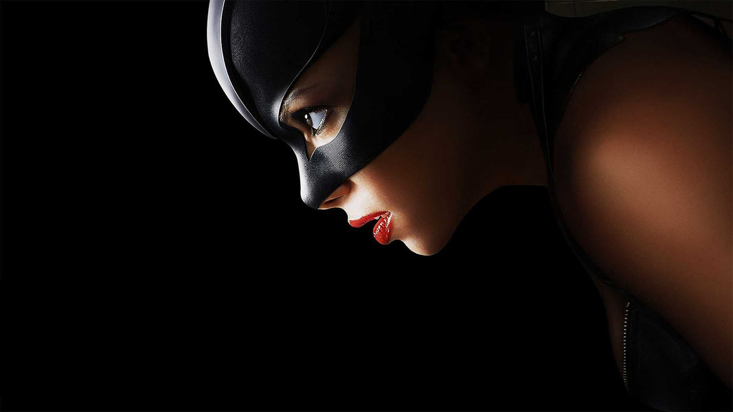 Женщина-кошка