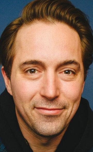 Beck Bennett