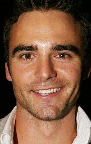 Dustin Clare