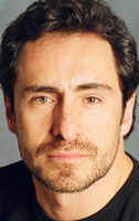 Demián Bichir