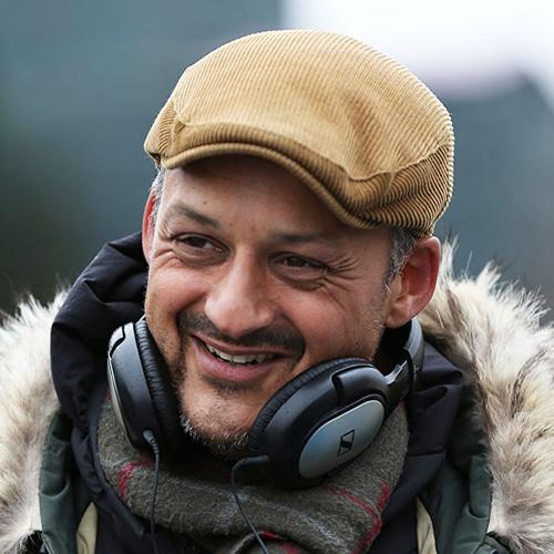 Джулиан Холмс