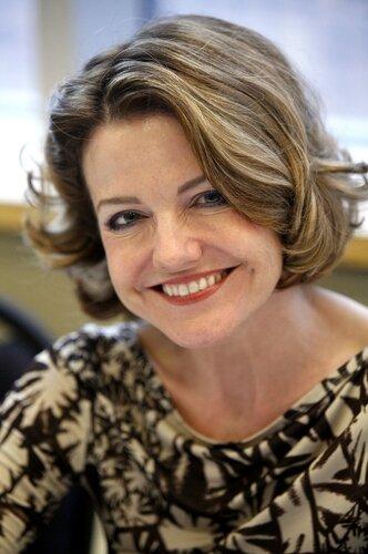 Alison FraserAlison Fraser