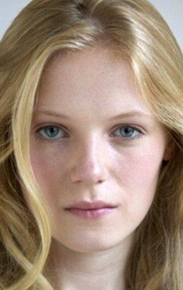 Emma Bell