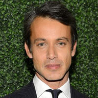 Эндрю Лорен