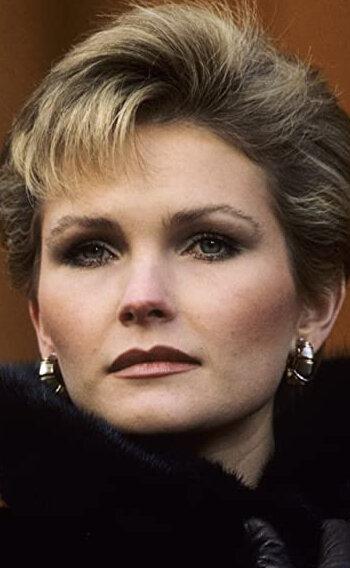 Fiona Fullerton