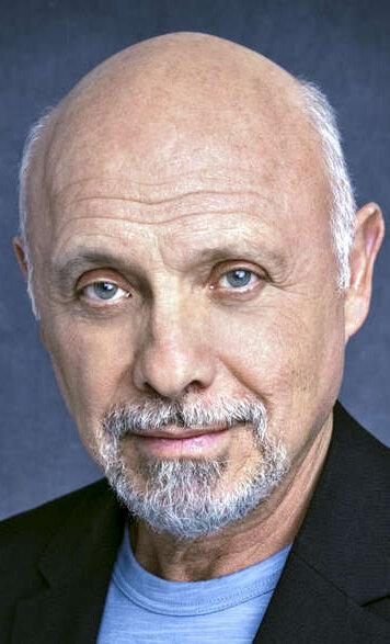 Hector Elizondo