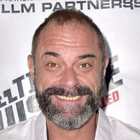 Конан Стивенс