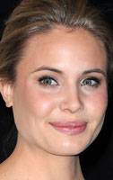 Leah Pipes