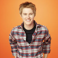 Лукас Грабил