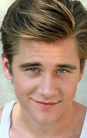Luke Benward