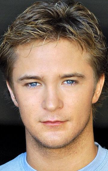 Michael Welch