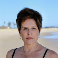 Меган Холавэй