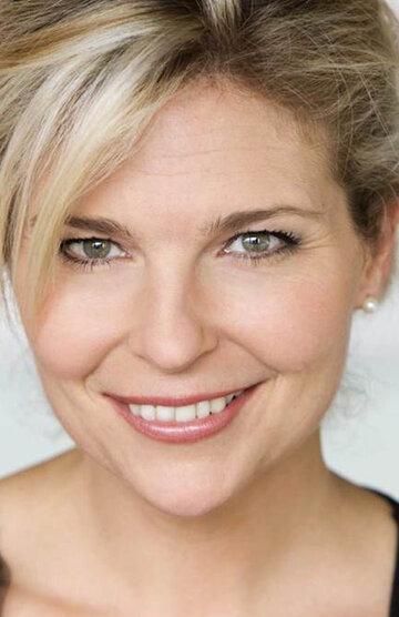 Nancy Florence Savard