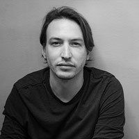 Николас Селис