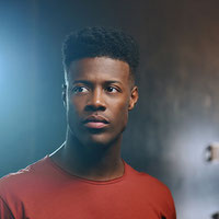 Patrick Walker (в титрах: Patrick R. Walker)