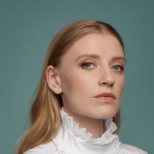 Поппи Ли Фрайер