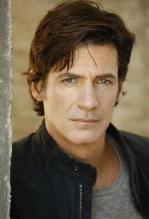 Robert Lewis Stephenson