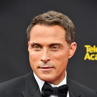 Rufus Sewell