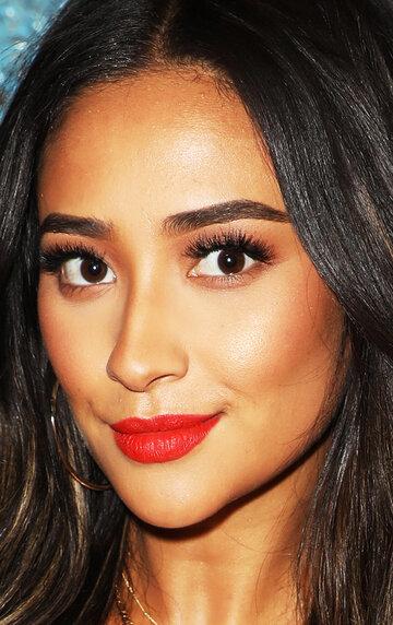 Shay Mitchell