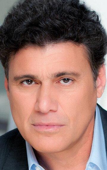 Steven Bauer