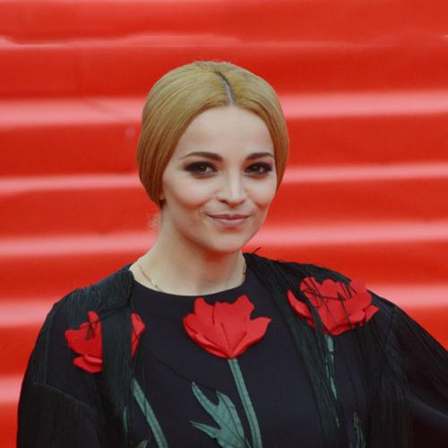 Теона Дольникова