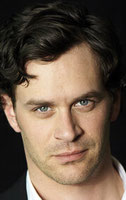 Tom Everett Scott