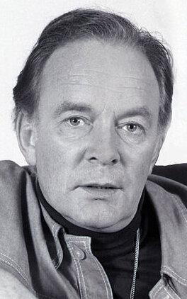 Tony Britton