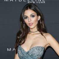 Виктория Джастис