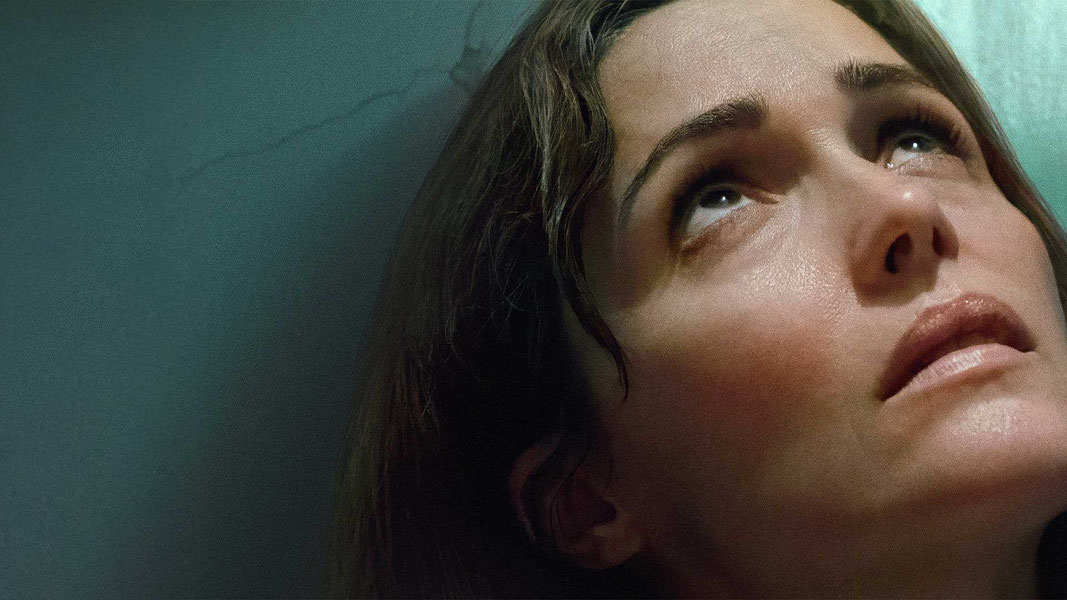 Я бы тебя пнула, если бы могла