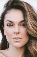 Serinda Swan