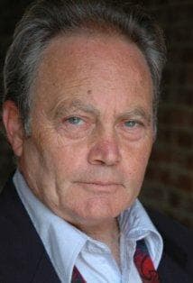 Nic D'Avirro