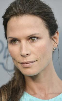 Rhona Mitra