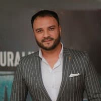 Шавкат Комилов