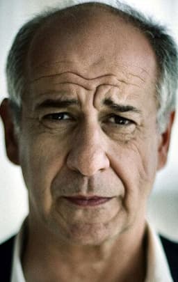 Toni Servillo